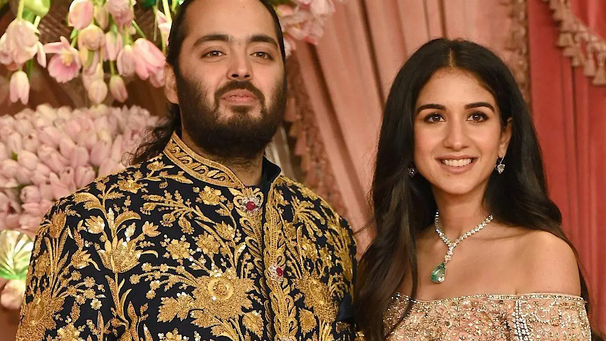 La boda del hijo más rico de Asia, Anant Ambani, costará igual que el PIB de un país